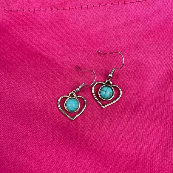 Heart Shape Silver Dangle Earrings With Round Turquoise Center Stone - Picture 3 of 5